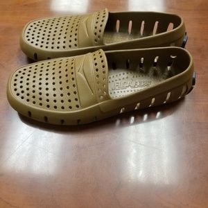 Men's Floafers size 9